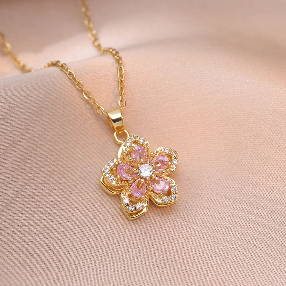 Shiny Zircon Romantic Flower Pendant Necklace