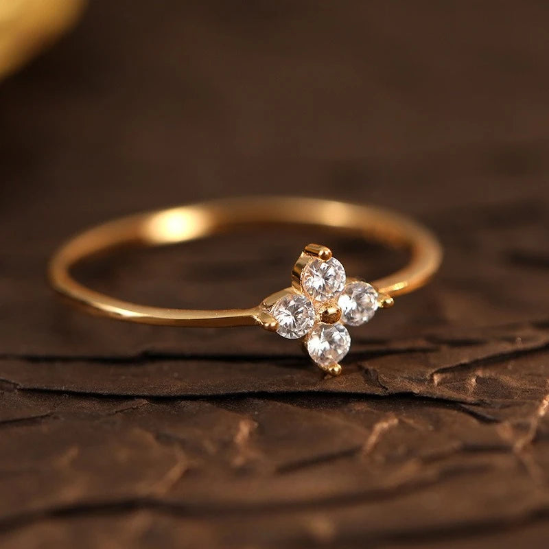 925 Thai Silver Inlaid Four Leaves Clover Zirconia Flower Ring